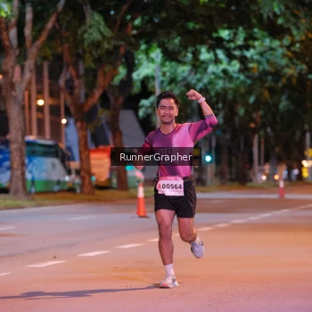 Runner Photo 1828002