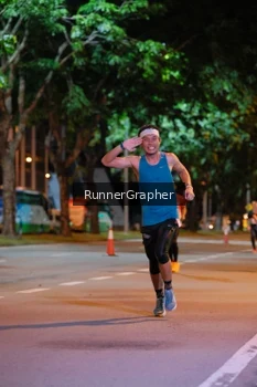 Runner Photo 1828009