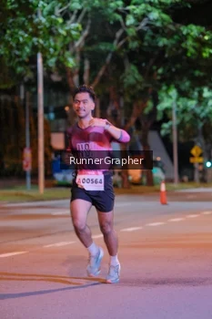 Runner Photo 1828014