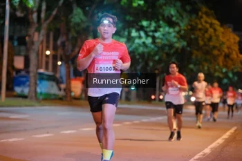 Runner Photo 1828038