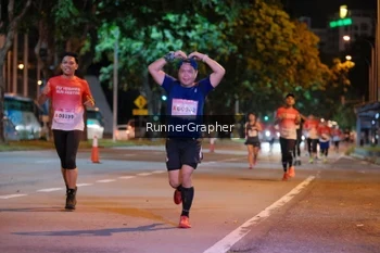 Runner Photo 1828105