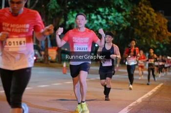 Runner Photo 1828126