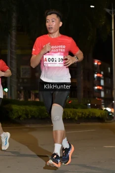 Runner Photo 1828128