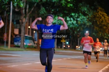 Runner Photo 1828140