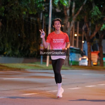 Runner Photo 1828179