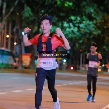 Runner Photo 1828187