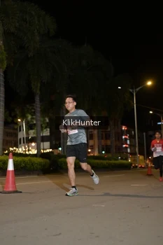 Runner Photo 1828244