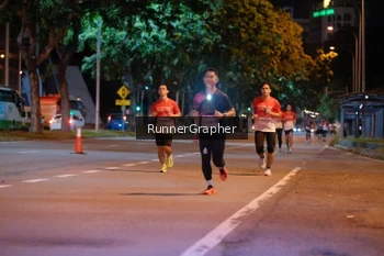 Runner Photo 1828256