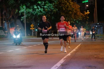 Runner Photo 1828304