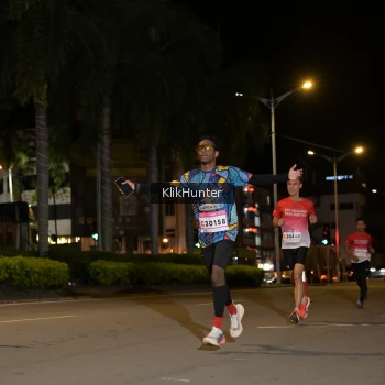 Runner Photo 1828325