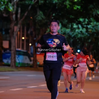Runner Photo 1828332