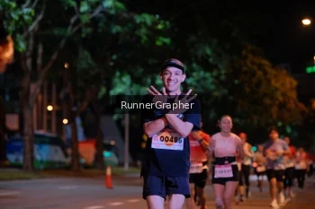 Runner Photo 1828356