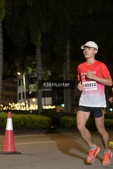 Runner Photo 1828421