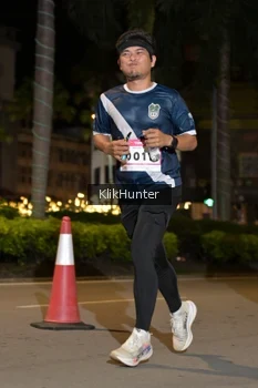 Runner Photo 1828438