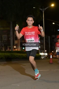 Runner Photo 1828469