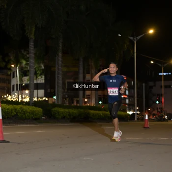 Runner Photo 1828477