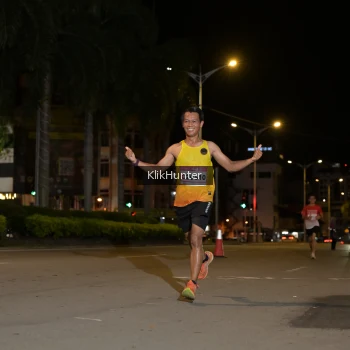Runner Photo 1828495