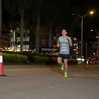Runner Photo 1828614