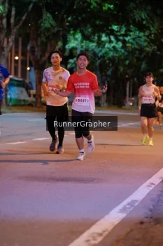 Runner Photo 1828626