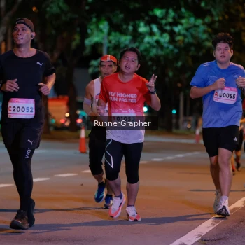 Runner Photo 1828665