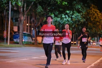 Runner Photo 1828773