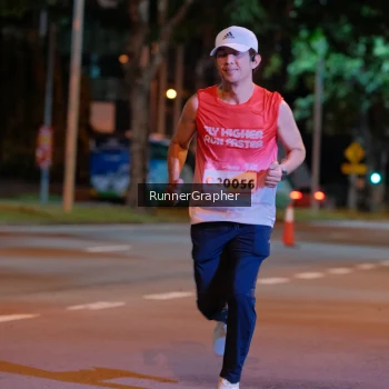 Runner Photo 1828857