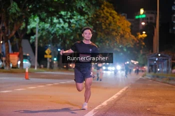 Runner Photo 1828928