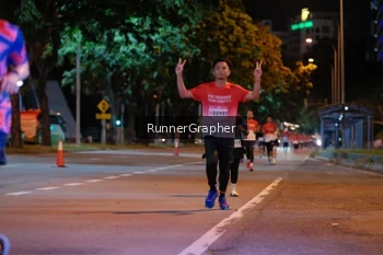 Runner Photo 1829003