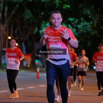 Runner Photo 1829379