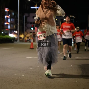 Runner Photo 1829436