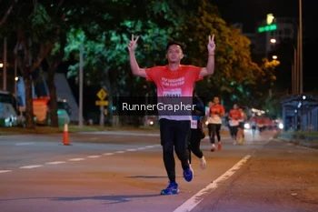 Runner Photo 1829624