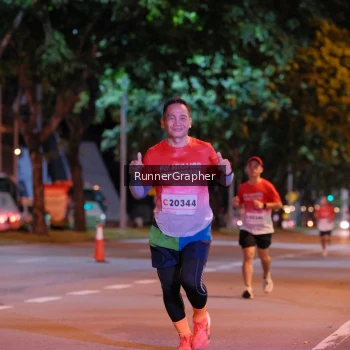 Runner Photo 1829842