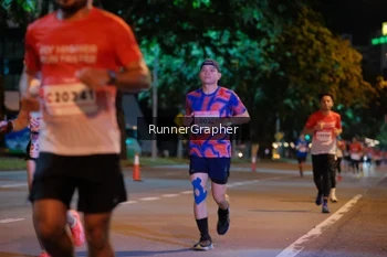 Runner Photo 1829863