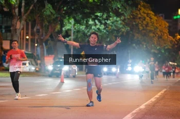Runner Photo 1830115