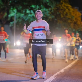 Runner Photo 1830128
