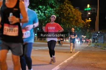 Runner Photo 1830346