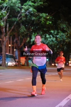 Runner Photo 1830383
