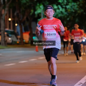 Runner Photo 1830529