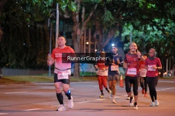 Runner Photo 1830592