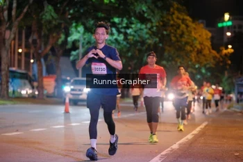 Runner Photo 1830656