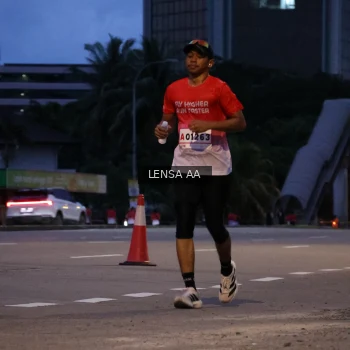 Runner Photo 1830678