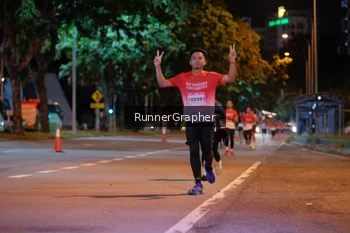 Runner Photo 1830687