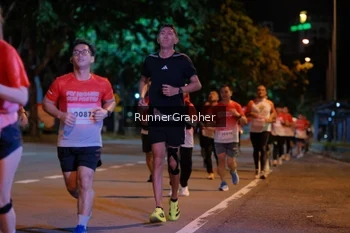 Runner Photo 1830711