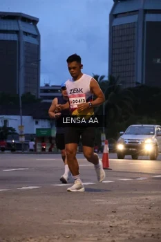Runner Photo 1830836