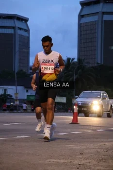 Runner Photo 1830846