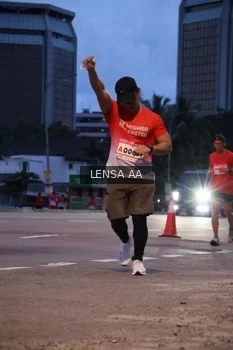 Runner Photo 1830851