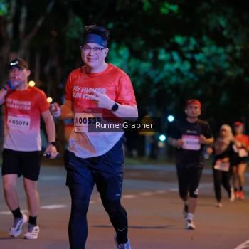 Runner Photo 1830953