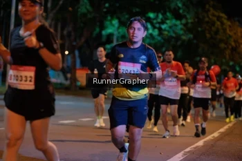 Runner Photo 1830995