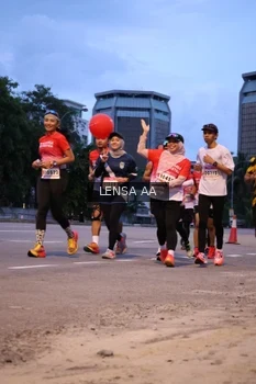 Runner Photo 1831036