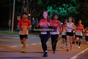 Runner Photo 1831143